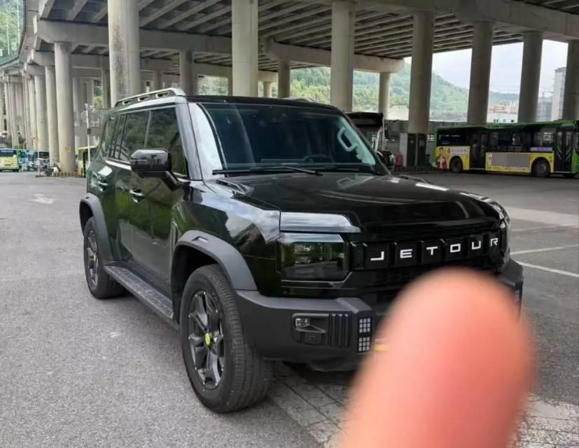 Jetour 2023 Traveler 2.0T Four-wheel Drive Conquer PRO Automatic Gear 4