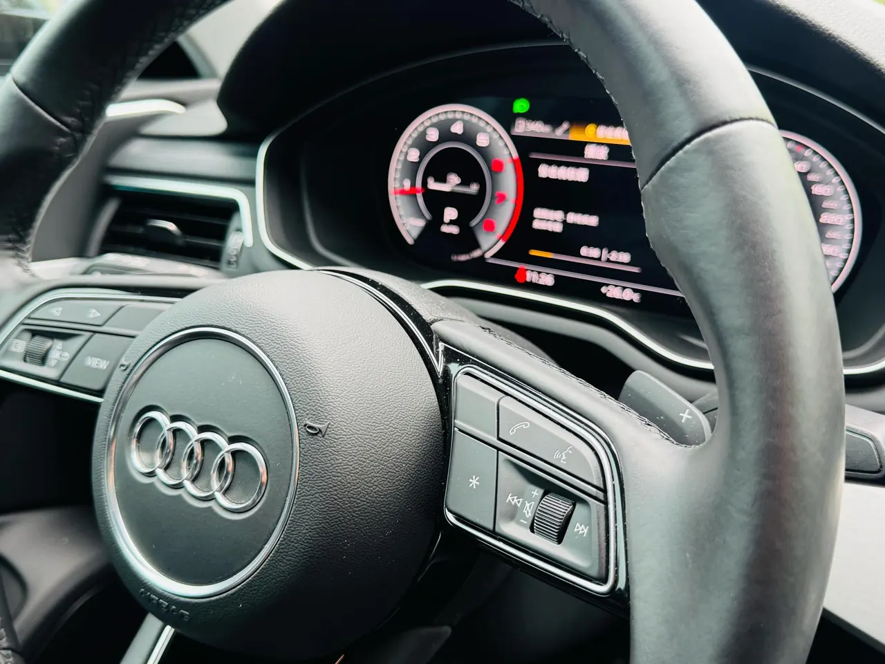 Audi 2023 A4L 2.0TFSI 40TFSI Bang & Olufsen Starry Night Edition Automatic Gear 10