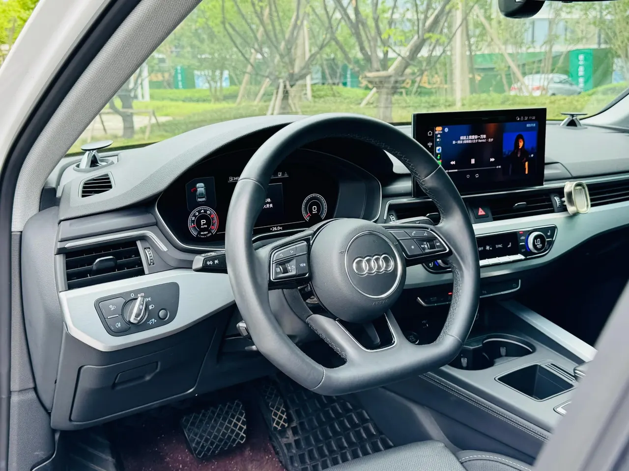 Audi 2023 A4L 2.0TFSI 40TFSI Bang & Olufsen Starry Night Edition Automatic Gear 6