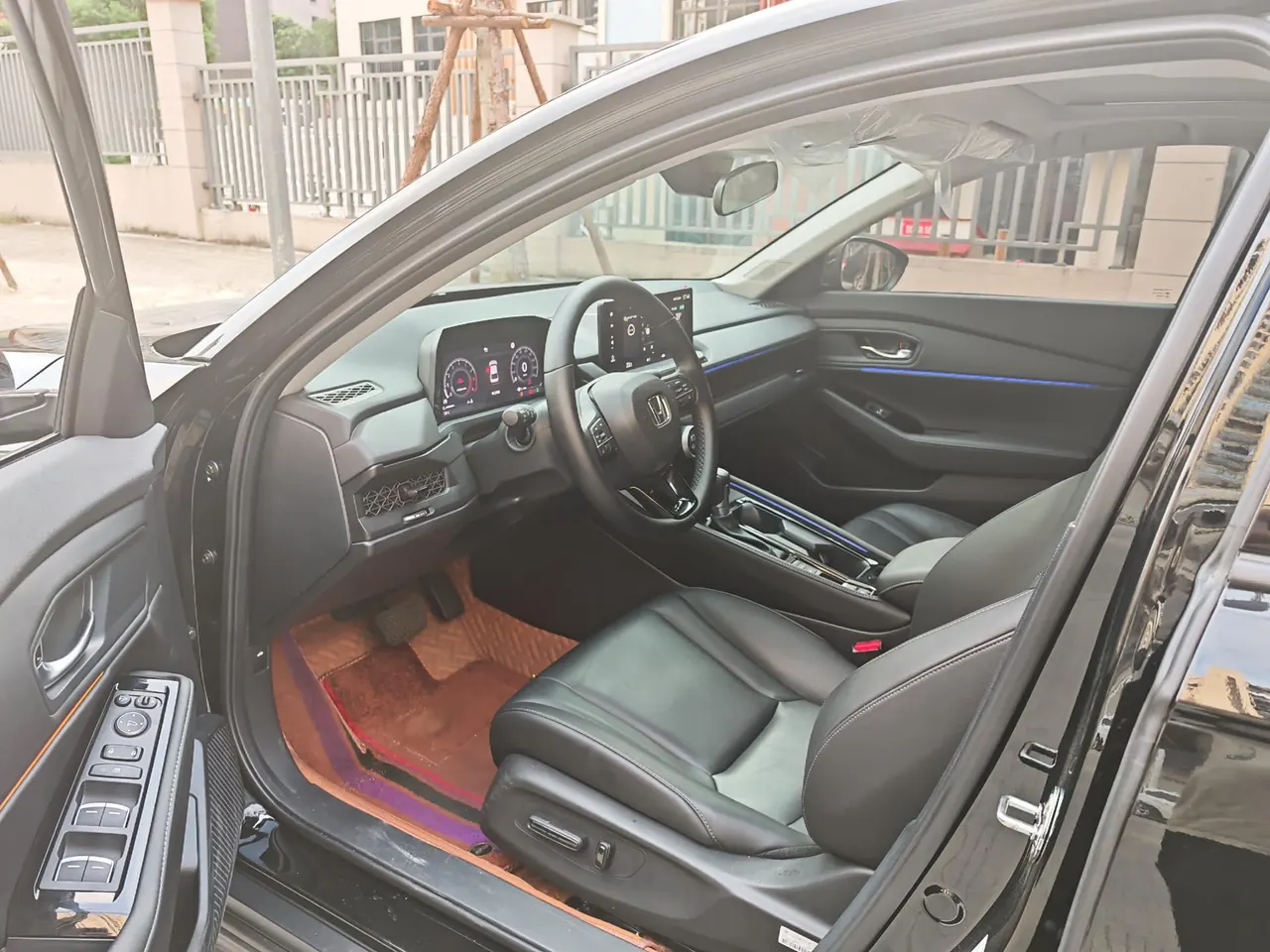 Honda 2023 11th Generation Accord 1.5T Stepless 260TURBO Deluxe Automatic Gear 2