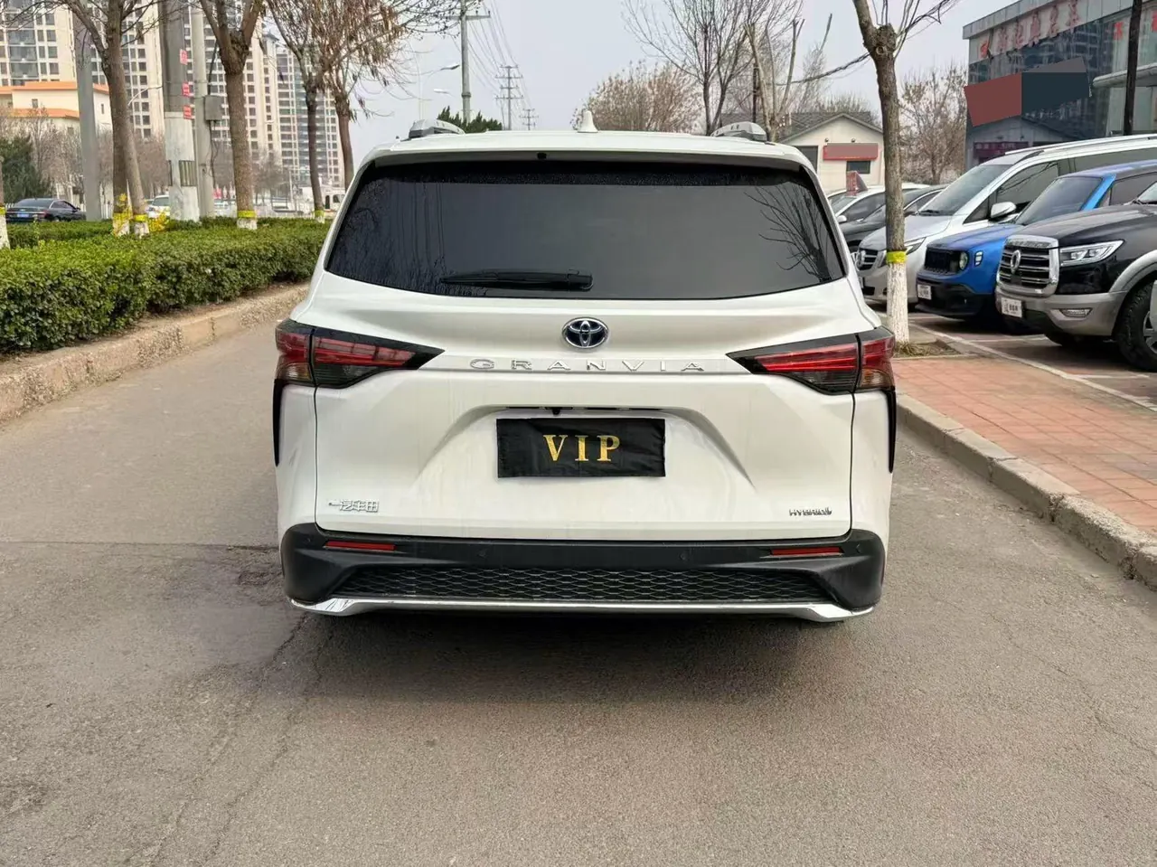 Toyota 2023 Grevia HYBRID 2.5 Stepless Comfort Edition Automatic Transmission 8