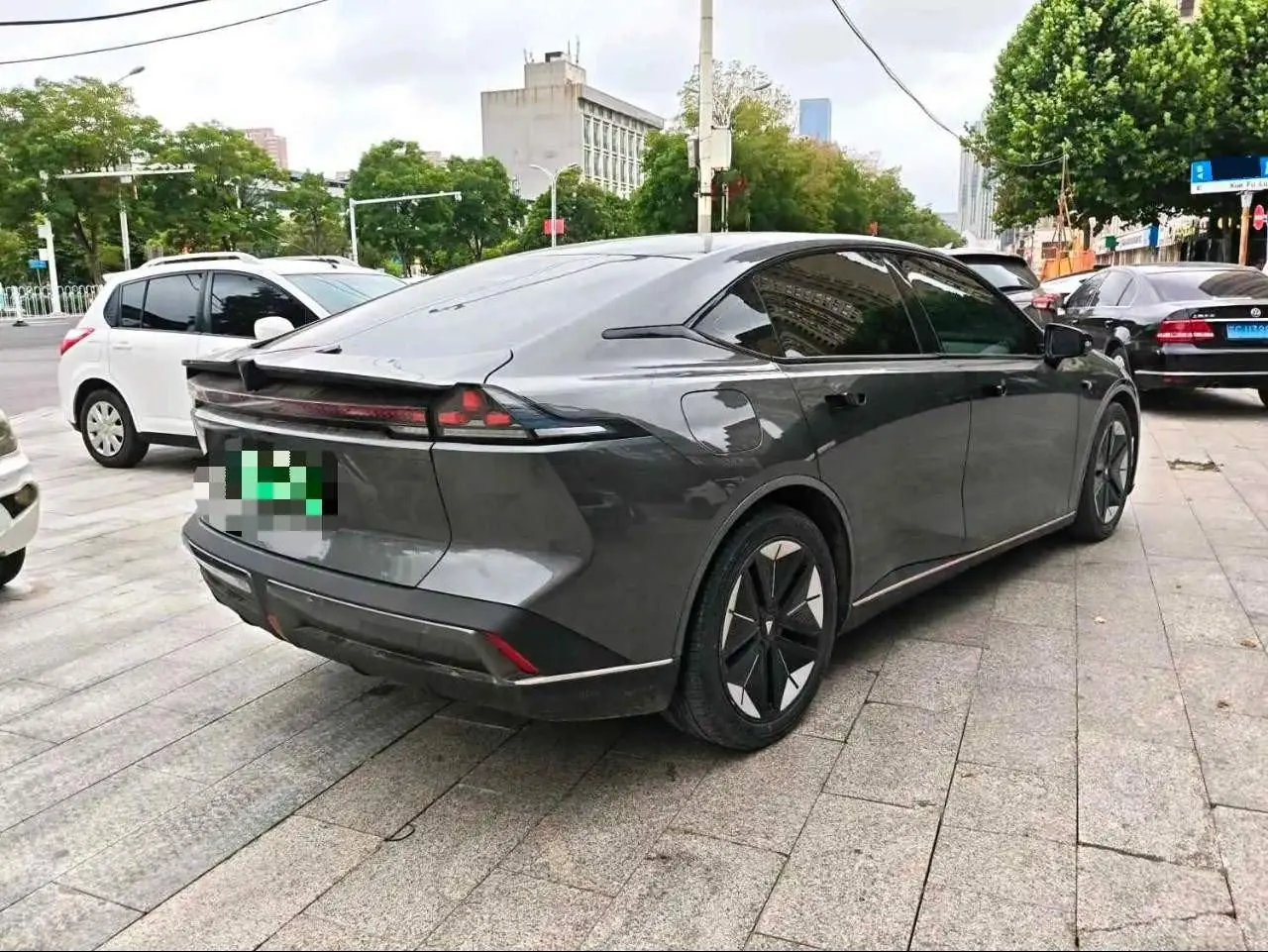 ChangAn Deepal 2023 SL 03 200Max Range-extended Automatic Gear 3