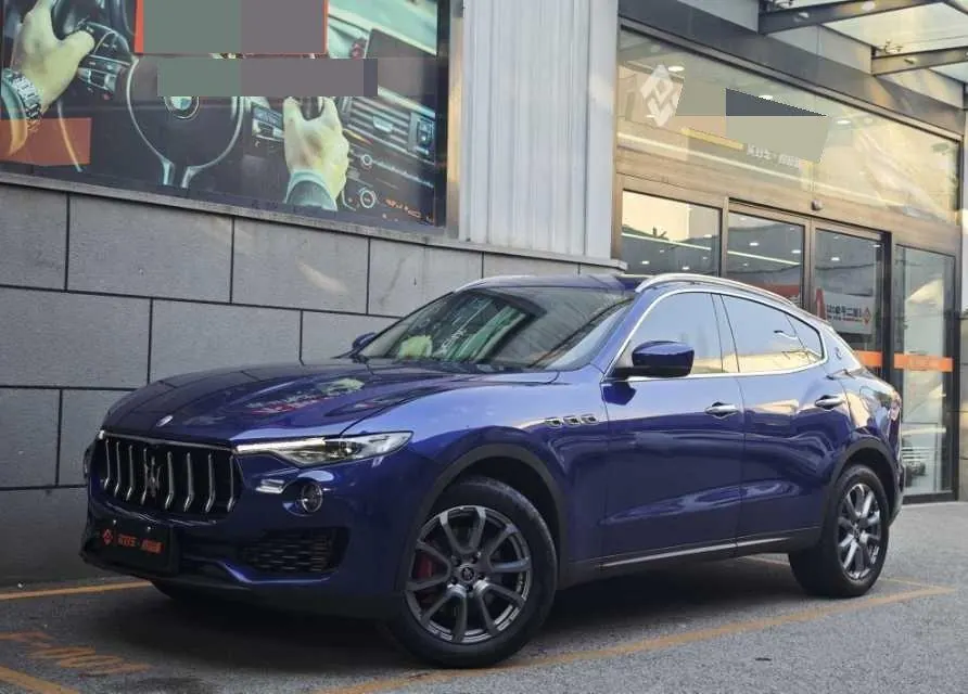 打开图片灯箱:Maserati Levante (Imported) 2021 Levante 3.0T Standard Edition Automatic Gear