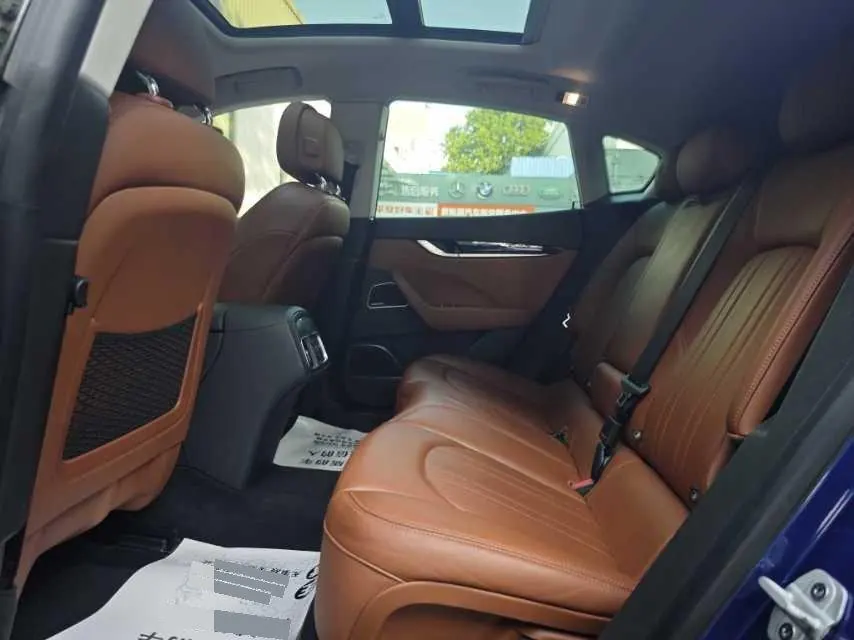 Maserati Levante (Imported) 2021 Levante 3.0T Standard Edition Automatic Gear 4
