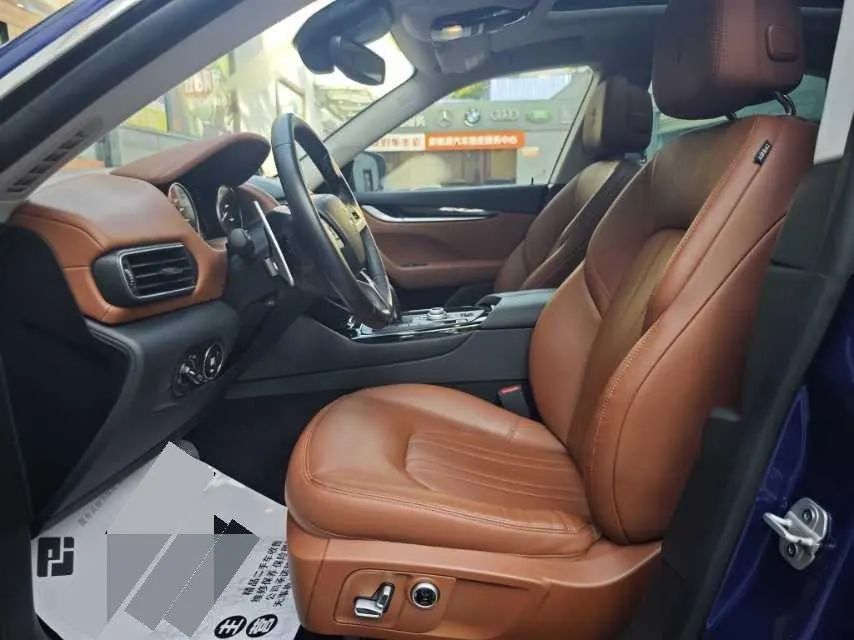 Maserati Levante (Imported) 2021 Levante 3.0T Standard Edition Automatic Gear 5