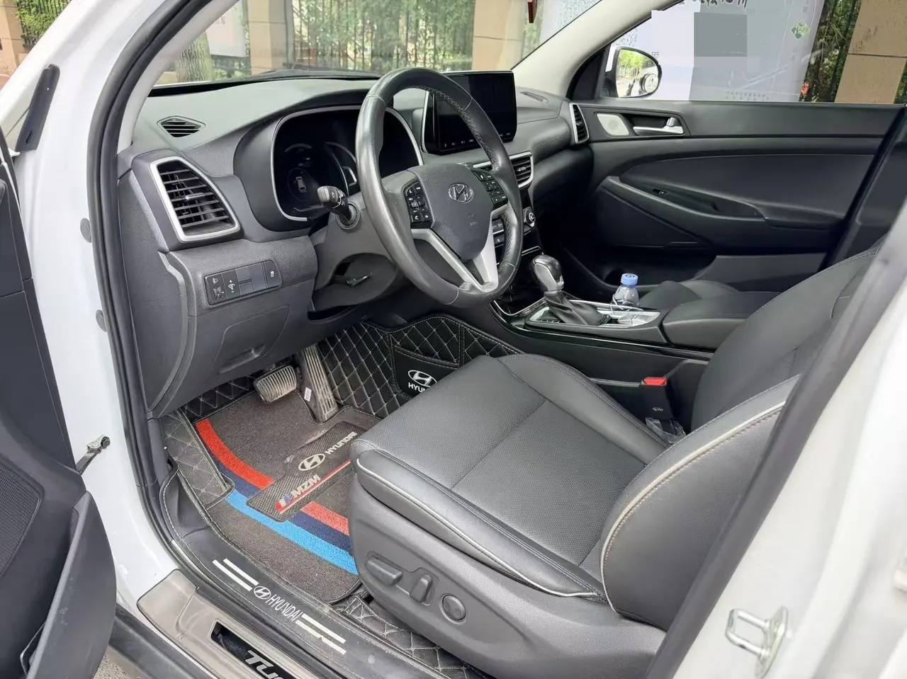 Hyundai 2020 Tousheng 1.6TGDi 280TGDi GLS Two-Drive Fashion Edition Automatic Gear 3