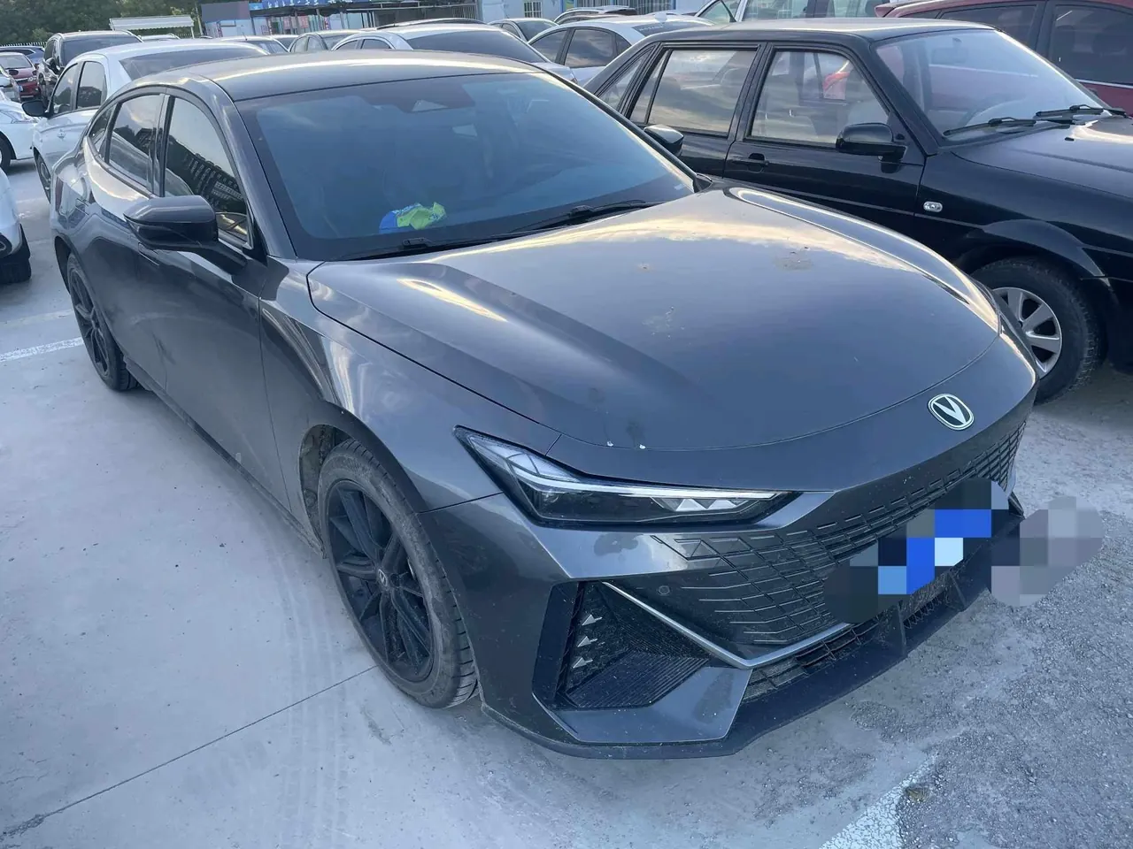 ChangAn 2023 UNI-V 1.5T honorable automatic gear 3