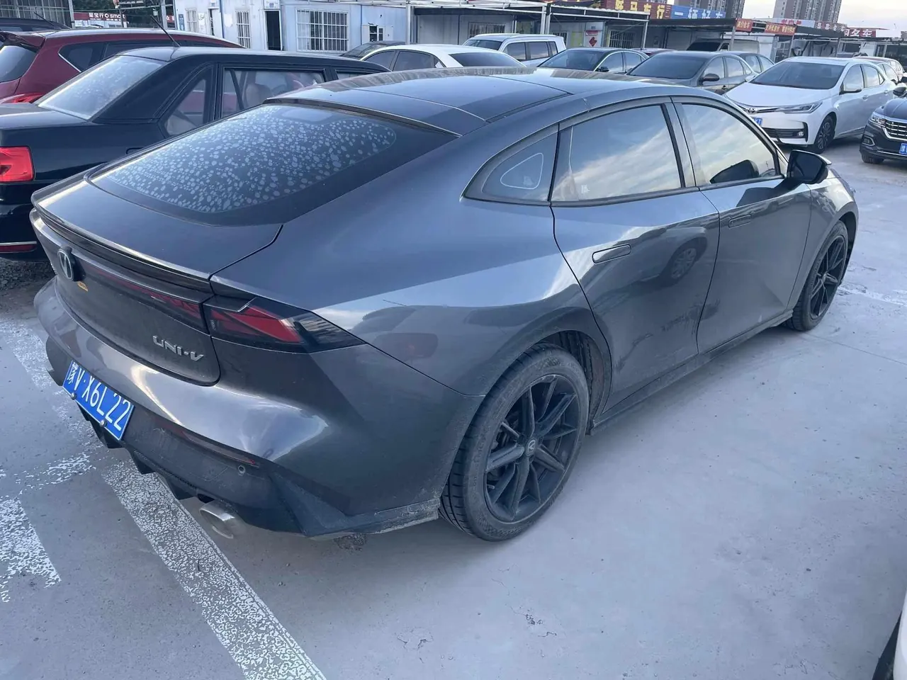 ChangAn 2023 UNI-V 1.5T honorable automatic gear 7