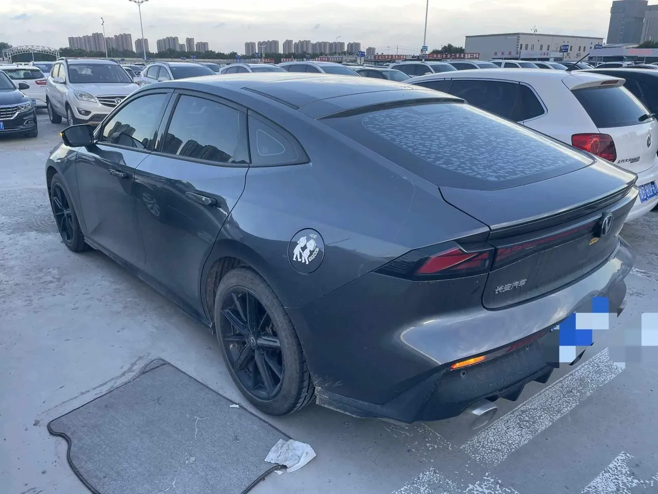 ChangAn 2023 UNI-V 1.5T honorable automatic gear 8
