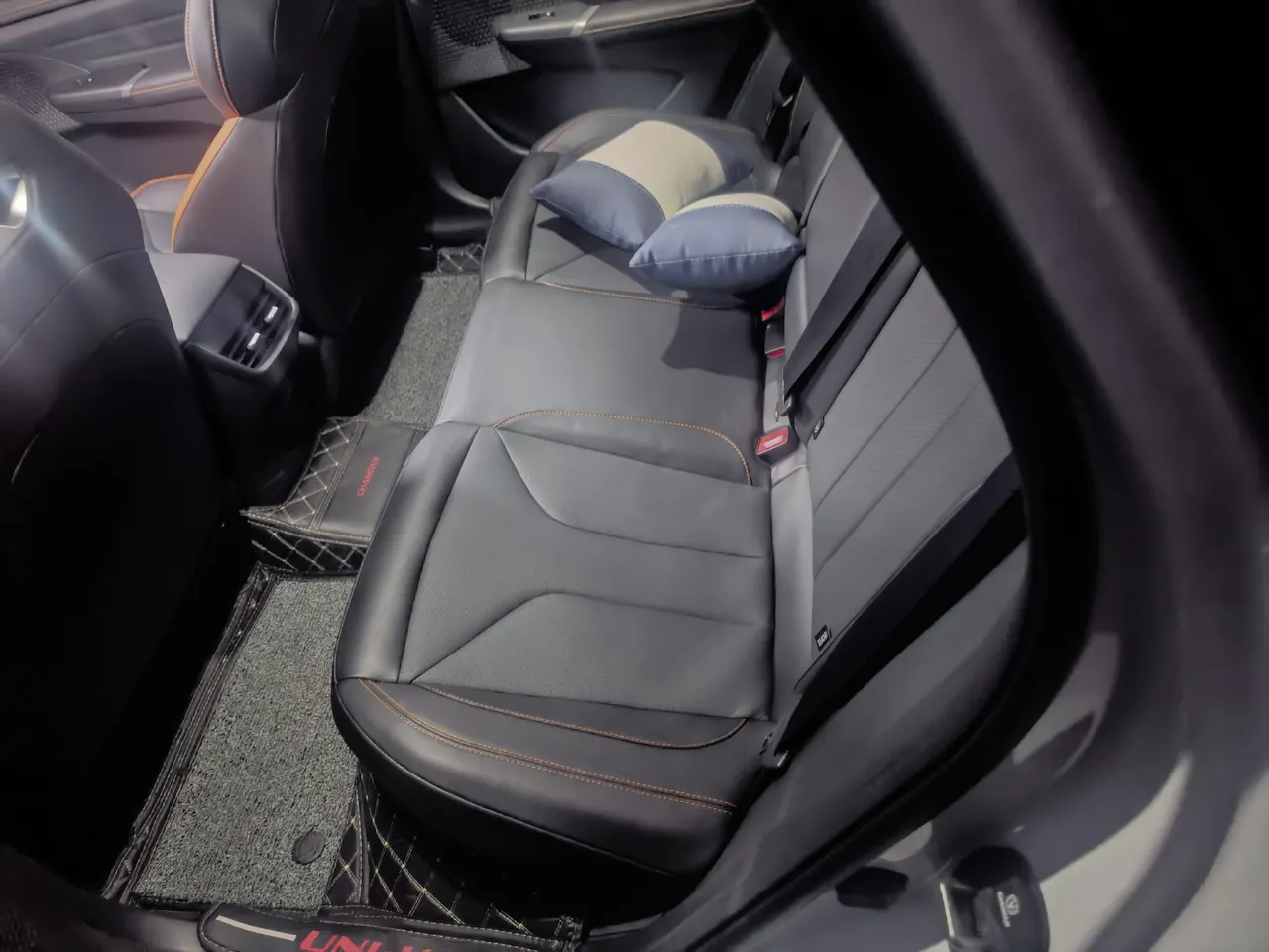 ChangAn 2025 UNI-V 1.5T 500Bar distinguished automatic gear 6