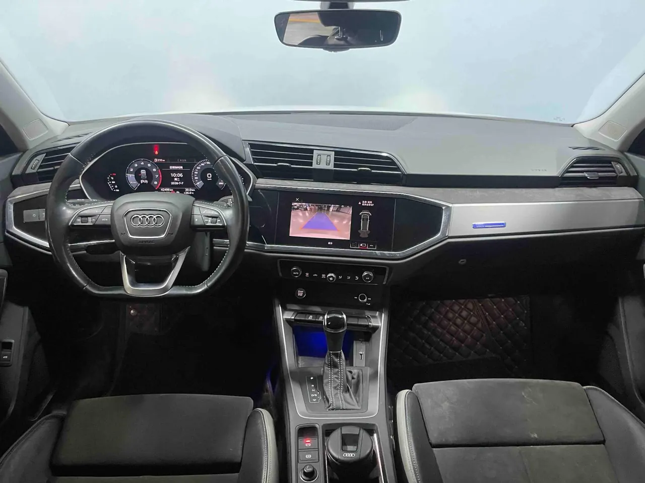 Audi 2020 Q3 2.0TFSI 40TFSI Fashion Dynamic Automatic 5