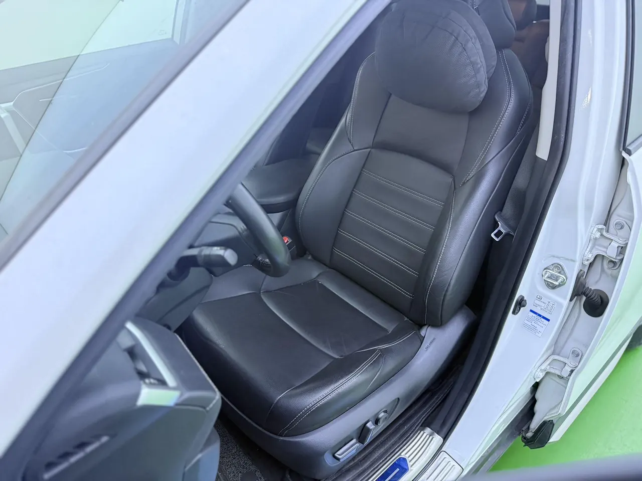 Toyota 2020 Weilanda Dual Engine 2.5 Stepless Four-wheel Drive Deluxe Automatic Gear 6