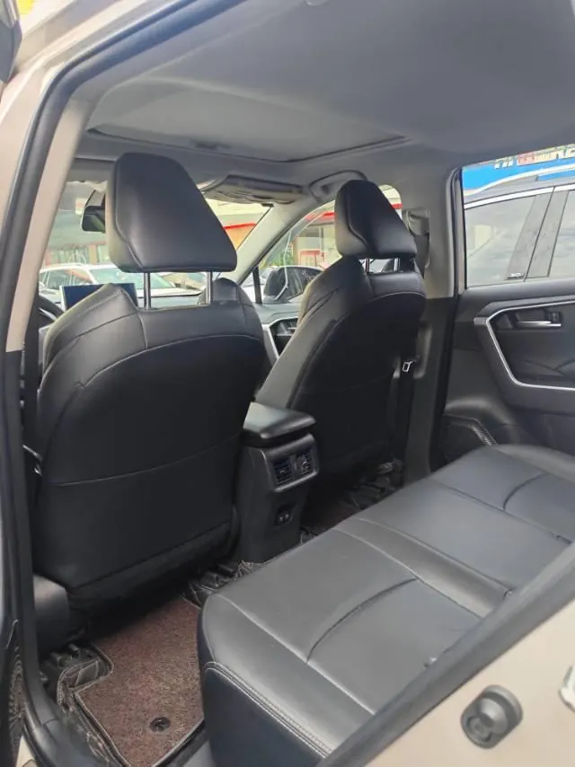 Toyota 2020 Wilanda 2.0 Stepless Four-wheel Drive Deluxe Edition Automatic Transmission 6