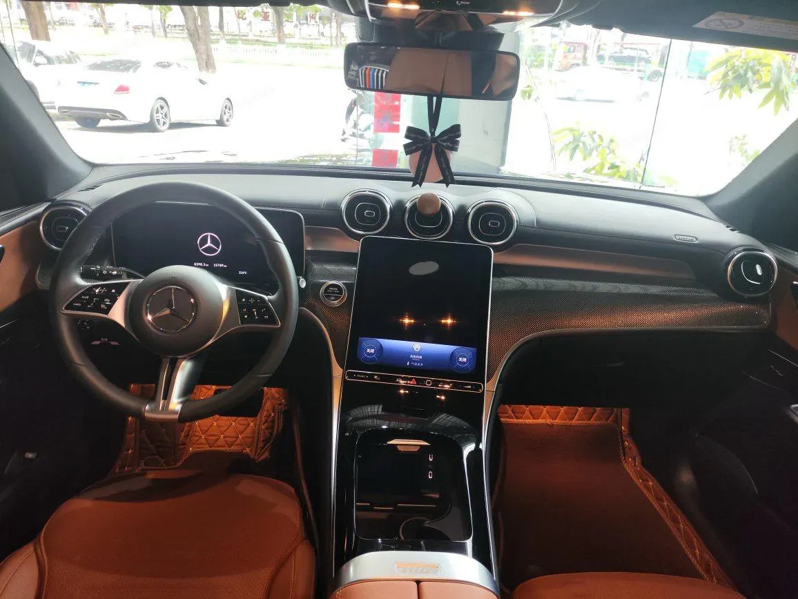 Mercedes Benz 2025 GLC 260 L 4MATIC 48V 2.0T Dynamic 5-seat Automatic Gear 4