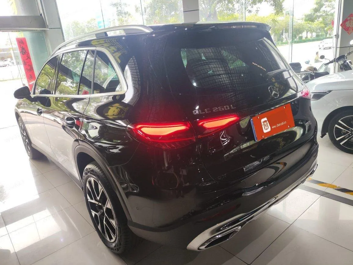 Mercedes Benz 2025 GLC 260 L 4MATIC 48V 2.0T Dynamic 5-seat Automatic Gear 8