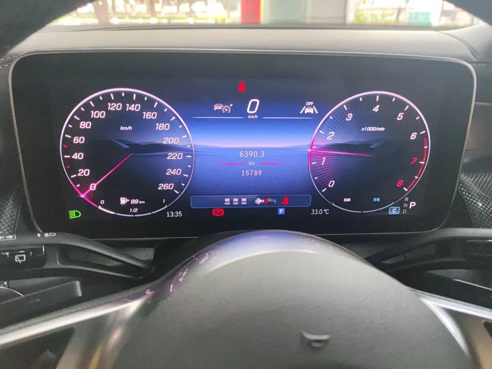 Mercedes Benz 2025 GLC 260 L 4MATIC 48V 2.0T Dynamic 5-seat Automatic Gear 9