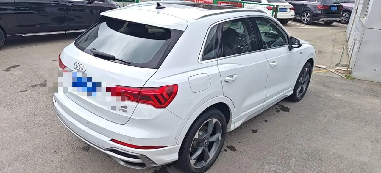 Audi 2022 Q3 1.4TFSI 35TFSI Fashion Dynamic Automatic 2