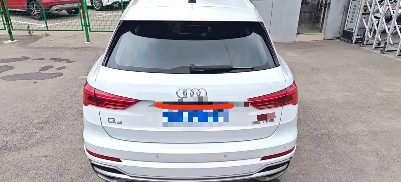Audi 2022 Q3 1.4TFSI 35TFSI Fashion Dynamic Automatic 3