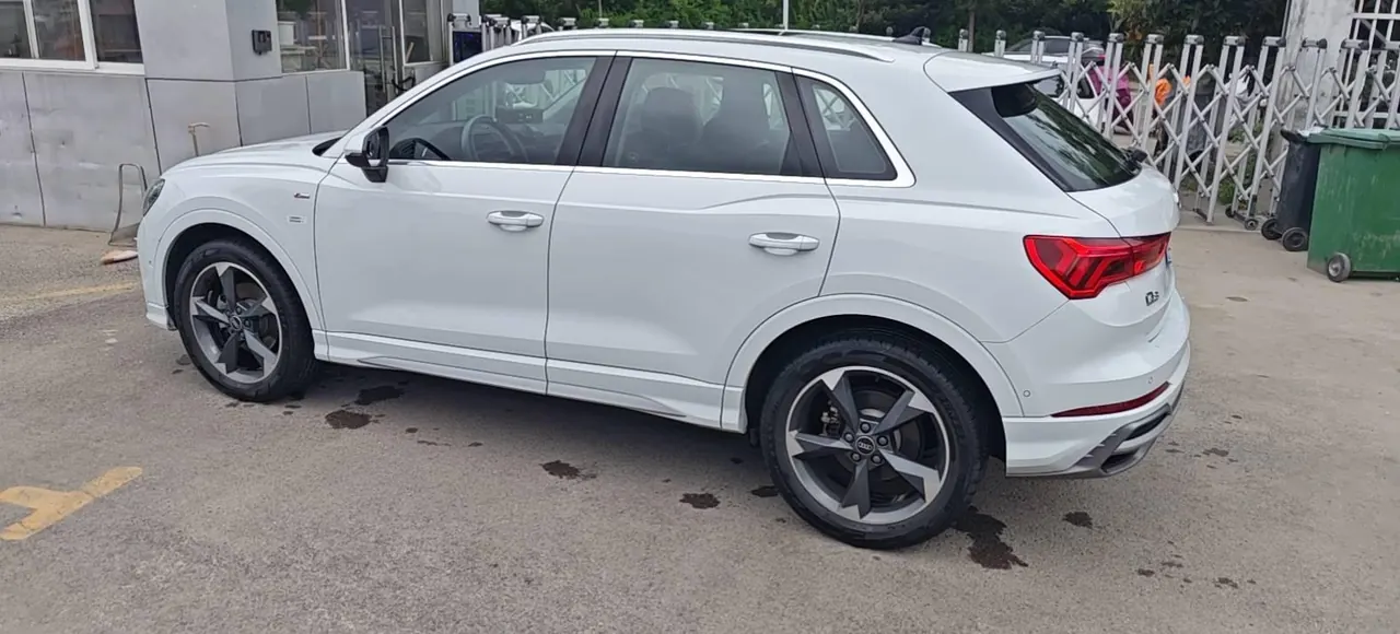 Audi 2022 Q3 1.4TFSI 35TFSI Fashion Dynamic Automatic 5