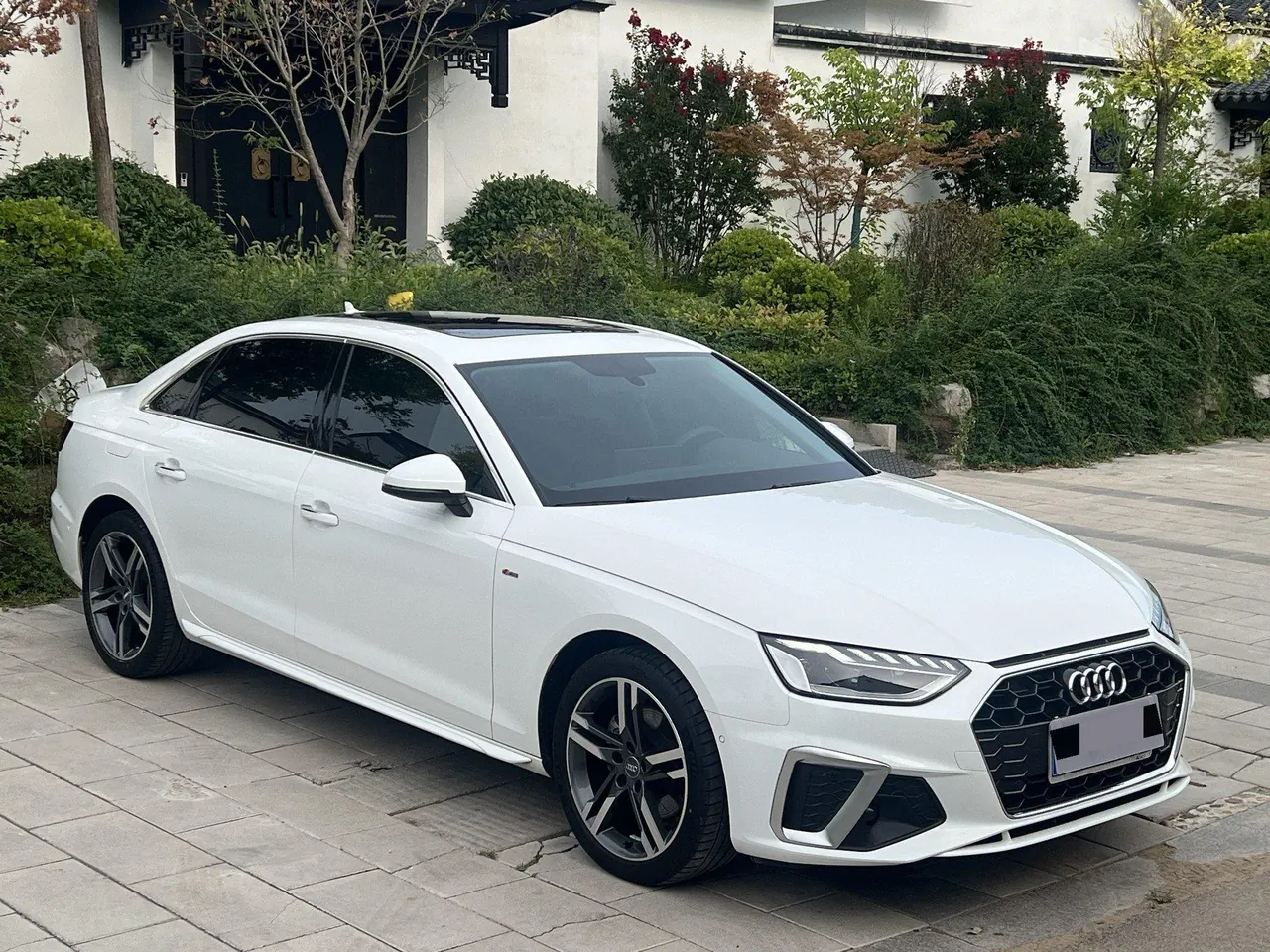 Audi 2020 A4L 2.0TFSI 40TFSI Deluxe Dynamic Automatic 5