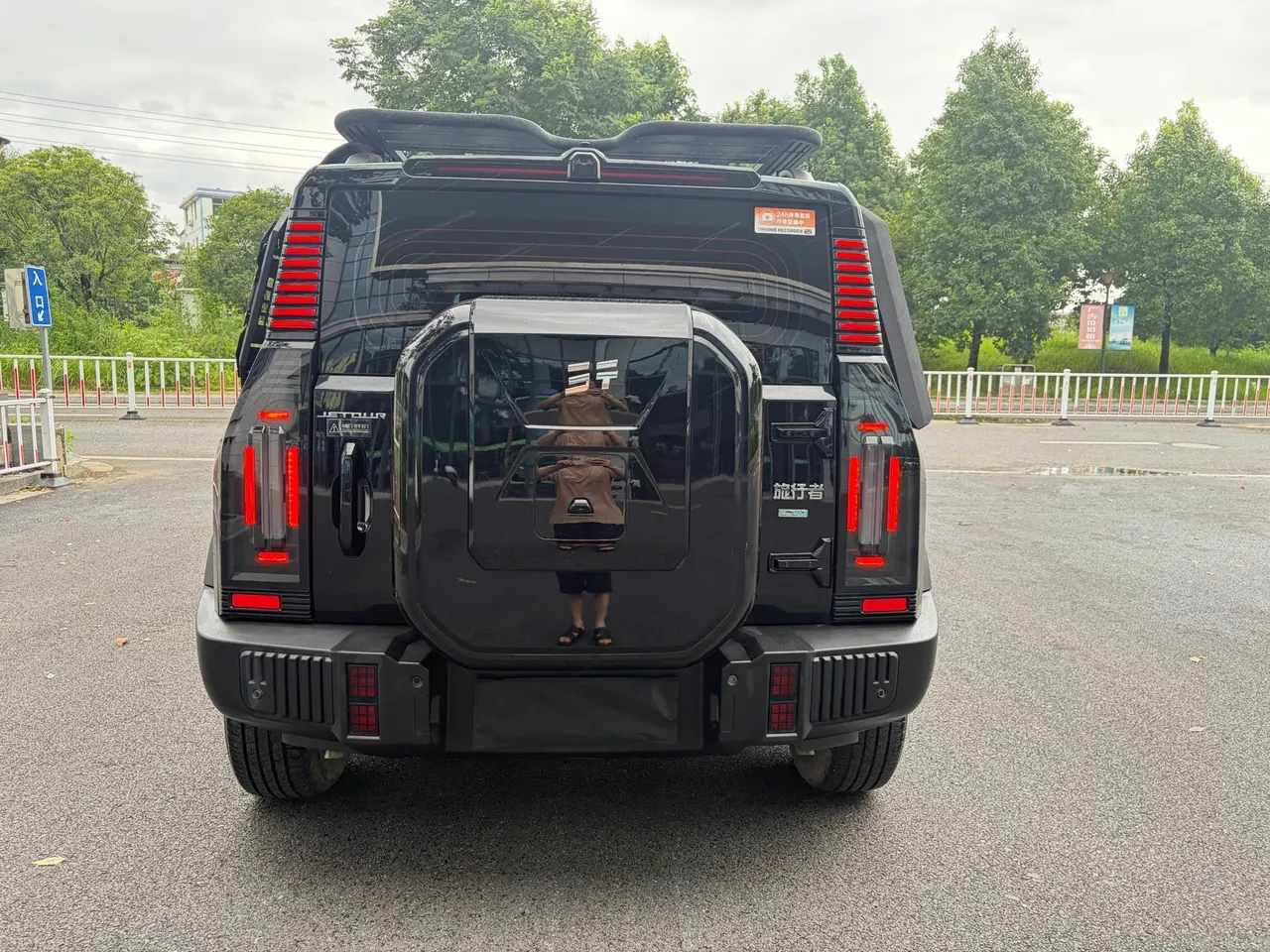 Jetour 2023 Travelers 1.5T Two-Drive Discovery PRO Automatic Gear 2