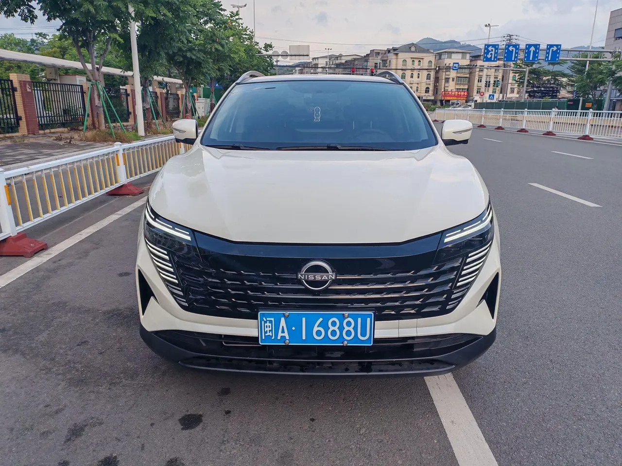 Nissan 2025 Xiao Ke Honor 2.0 Stepless Honor XV Leading Edition Automatic Gear 2