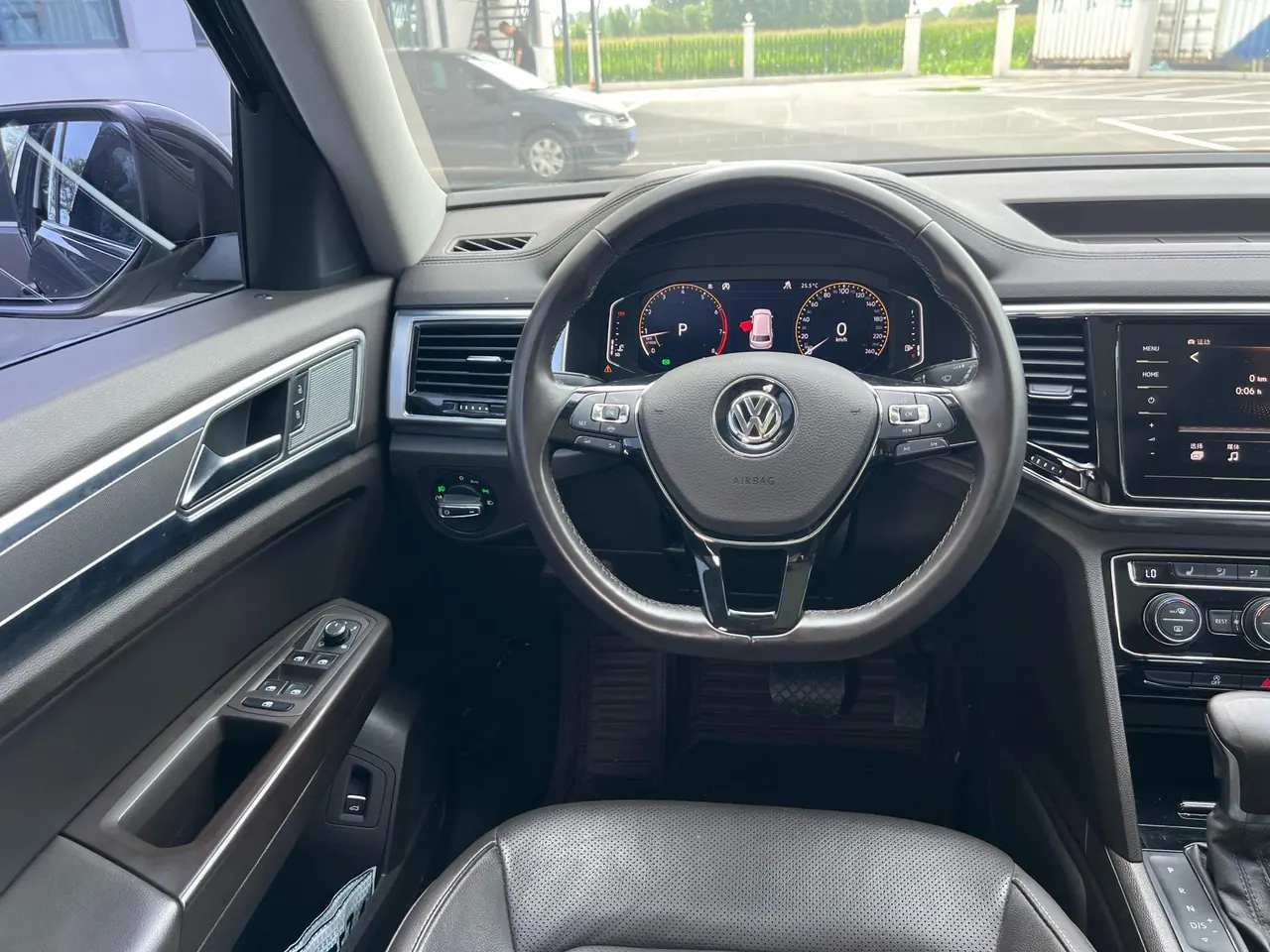 Volkswagen 2020 Tuang 2.0TSI 380TSI Four-wheel Drive Deluxe Edition Automatic Gear 6