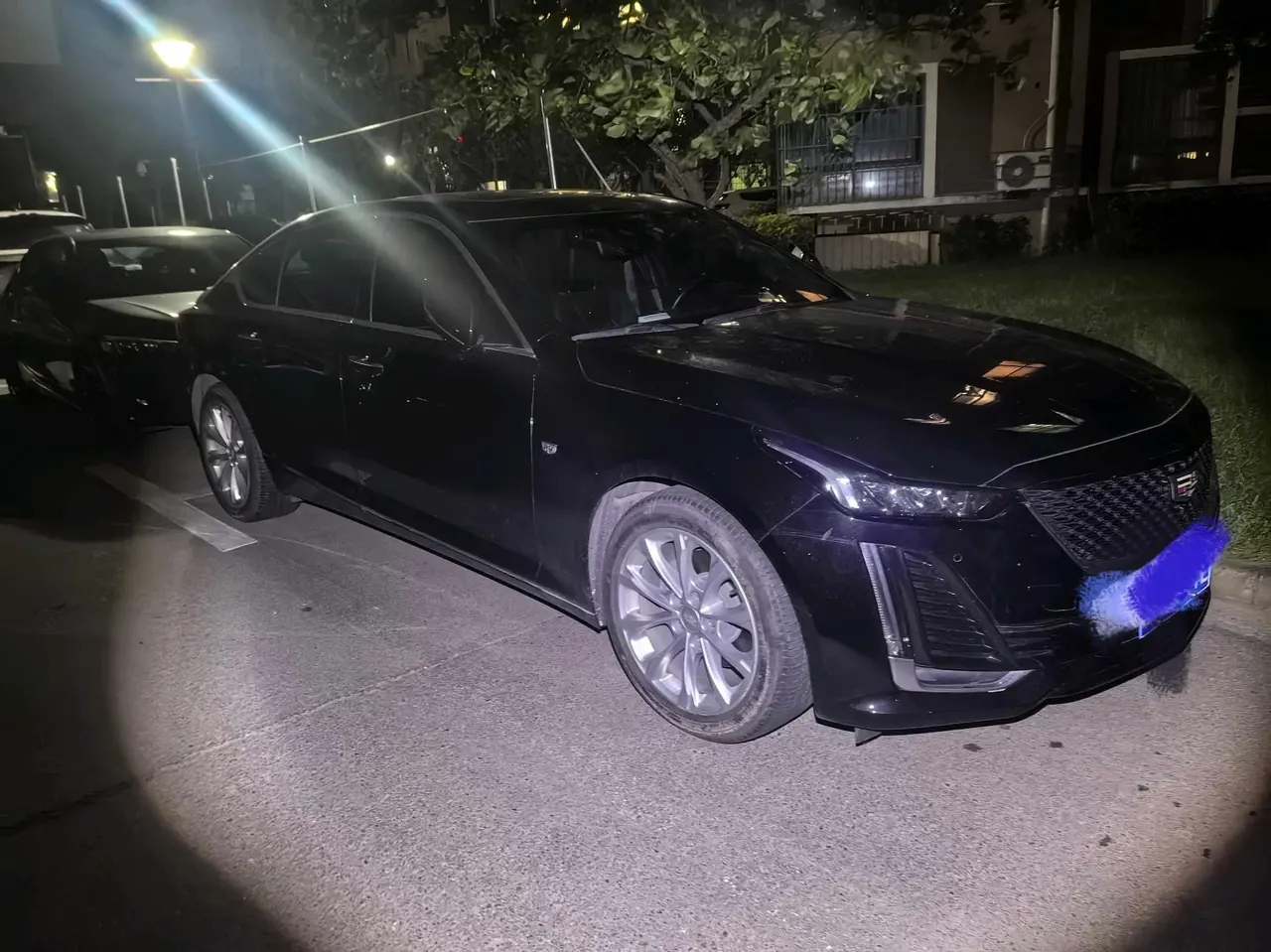 Cadillac 2023 CT5 2.0T 28T Luxury (Standard Edition) Automatic Gear 2