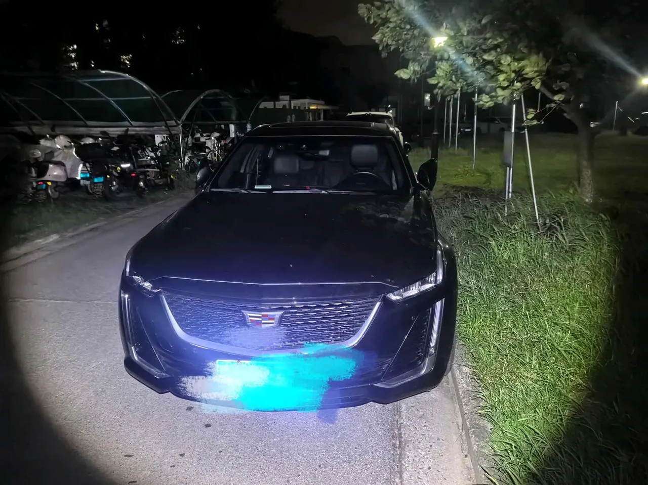 Cadillac 2023 CT5 2.0T 28T Luxury (Standard Edition) Automatic Gear 3