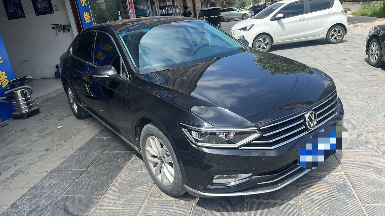 Volkswagen 2020 Magotan 1.4TSI 280TSI Leading Automatic Transmission 2