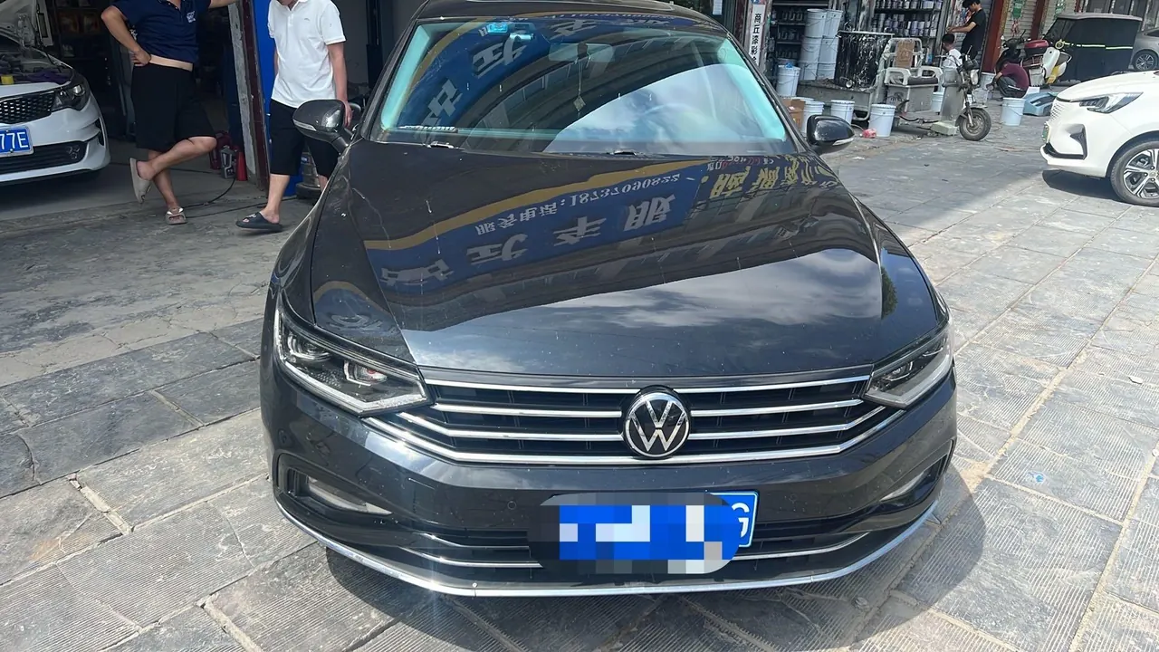 Volkswagen 2020 Magotan 1.4TSI 280TSI Leading Automatic Transmission 3