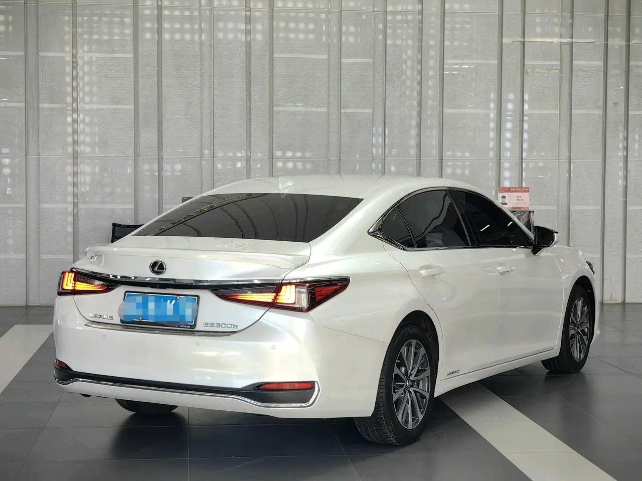 Lexus ES (Imported) 2022 ES300h 2.5 Stepless Excellence Edition Automatic Gear 3