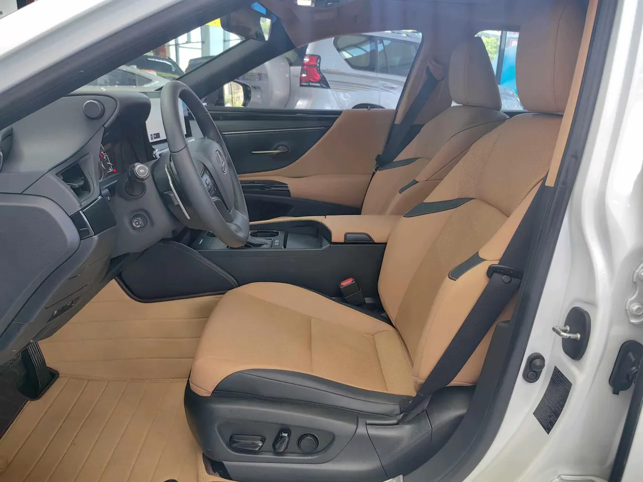 Lexus ES (Imported) 2022 ES300h 2.5 Stepless Excellence Edition Automatic Gear 6