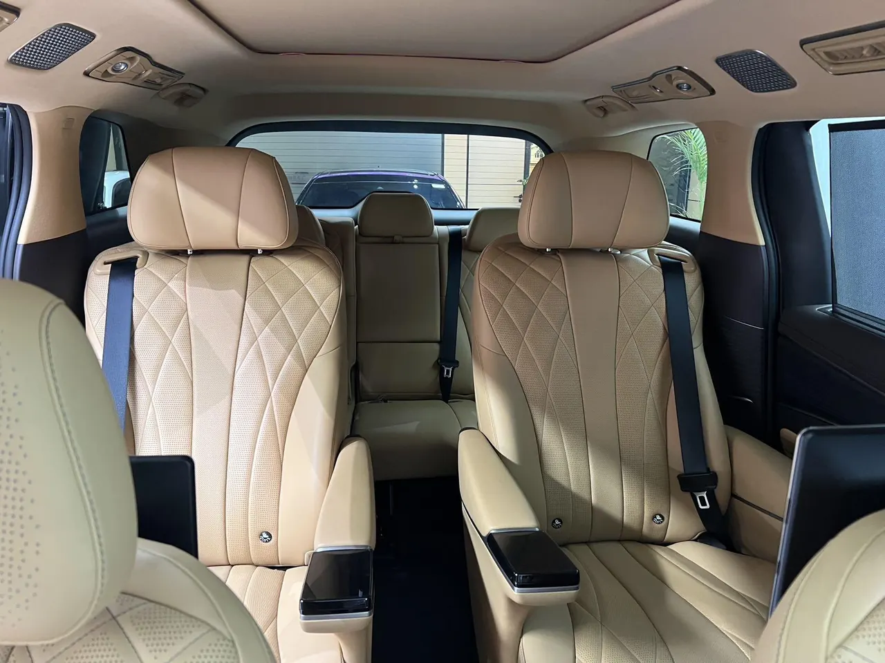 Denza 2025 Denza D9 DM-i 1.5T stepless intelligent driving version 1020 four-wheel drive flagship automatic gear 7