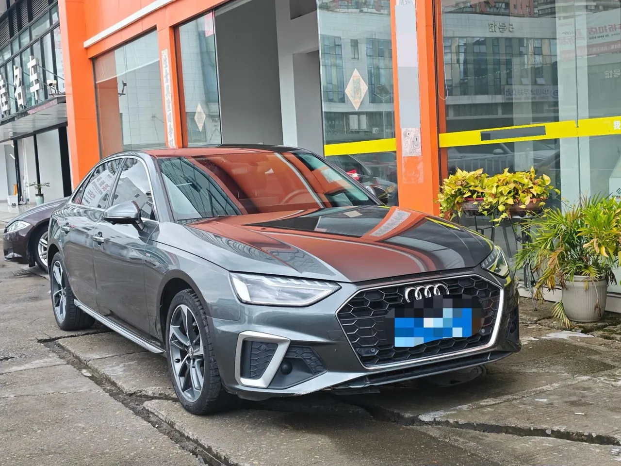 Audi 2020 A4L 2.0TFSI 40TFSI Deluxe Dynamic Automatic 3