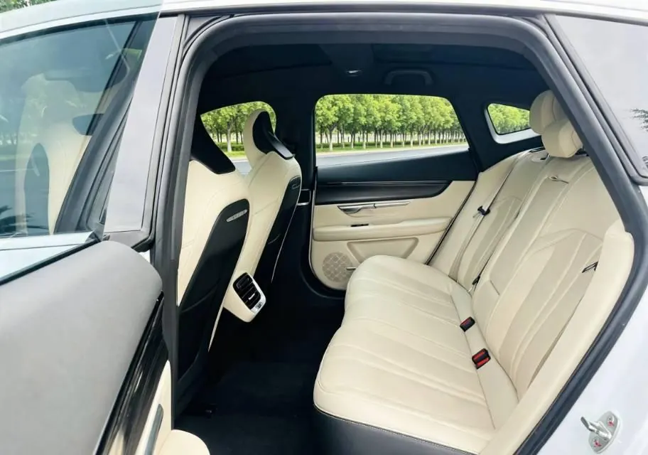 Xpeng 2020 P 7 670E Rear Drive Long Endurance Smart Edition Automatic Gear 9
