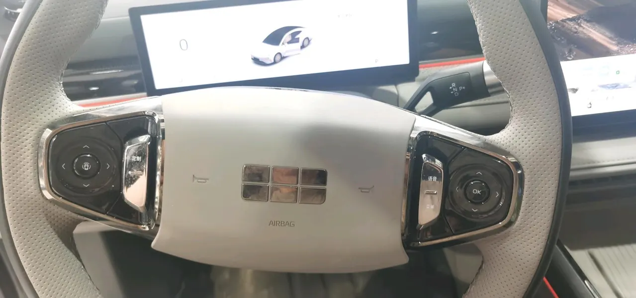 Geely Galaxy 2025 Xingyao 8 EM-i 1.5 130km Premium Edition Automatic Gear 10