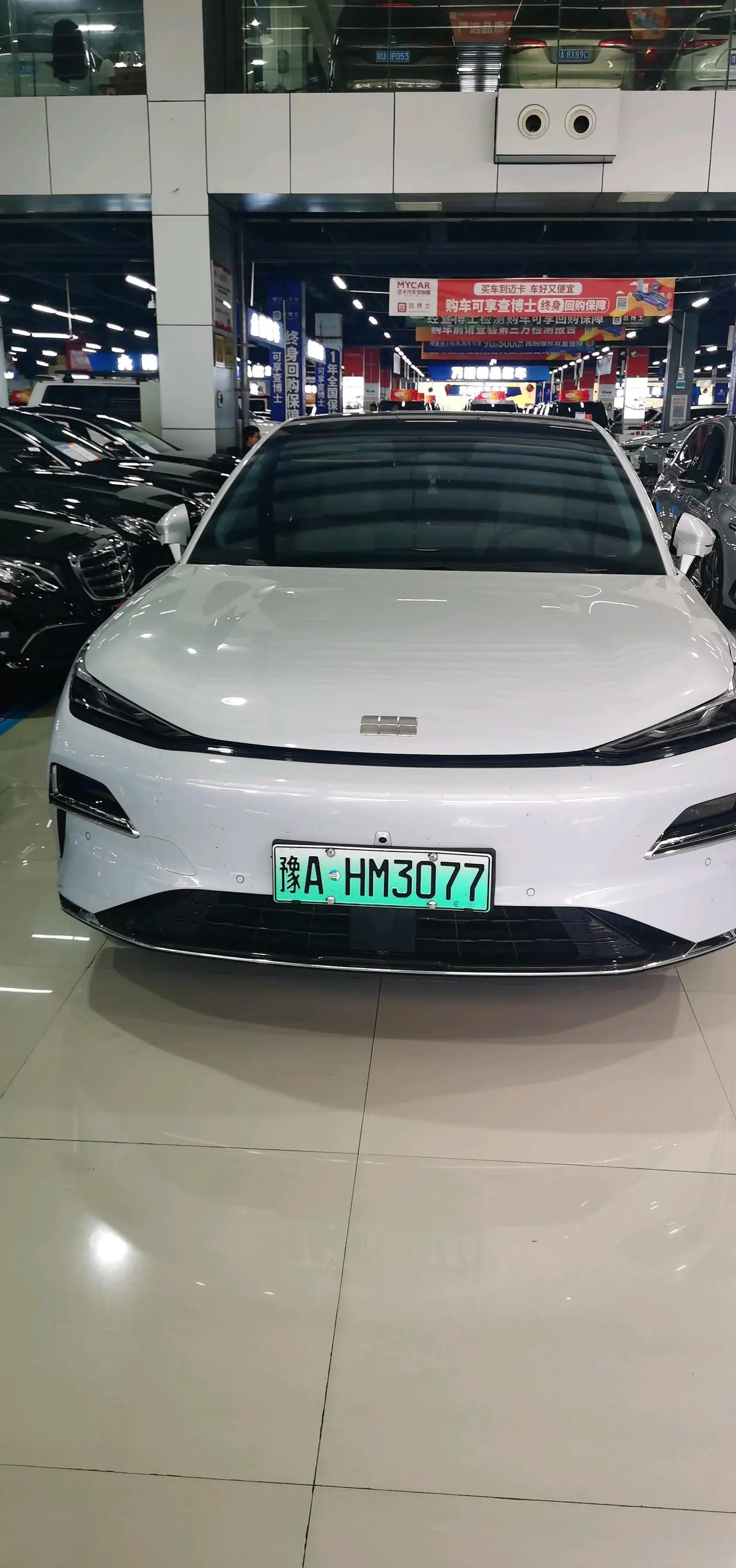 Geely Galaxy 2025 Xingyao 8 EM-i 1.5 130km Premium Edition Automatic Gear 7