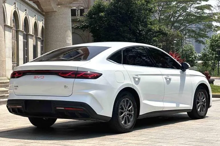 BYD 2024 Qin L DM-i 1.5 stepless 80KM leading automatic gear 4