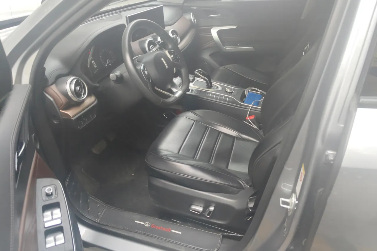 WEY 2020 VV5 1.5T Two-Drive Yan Pioneer Automatic Gear 4