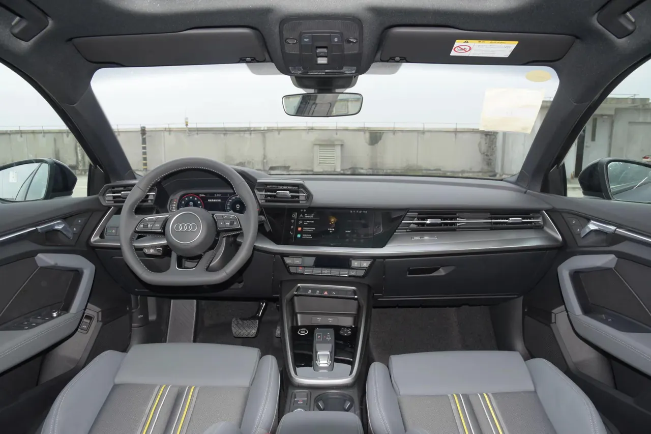 Audi 2023 A3 Sportback 1.4TFSI 35TFSI Fashion Sports Automatic 3