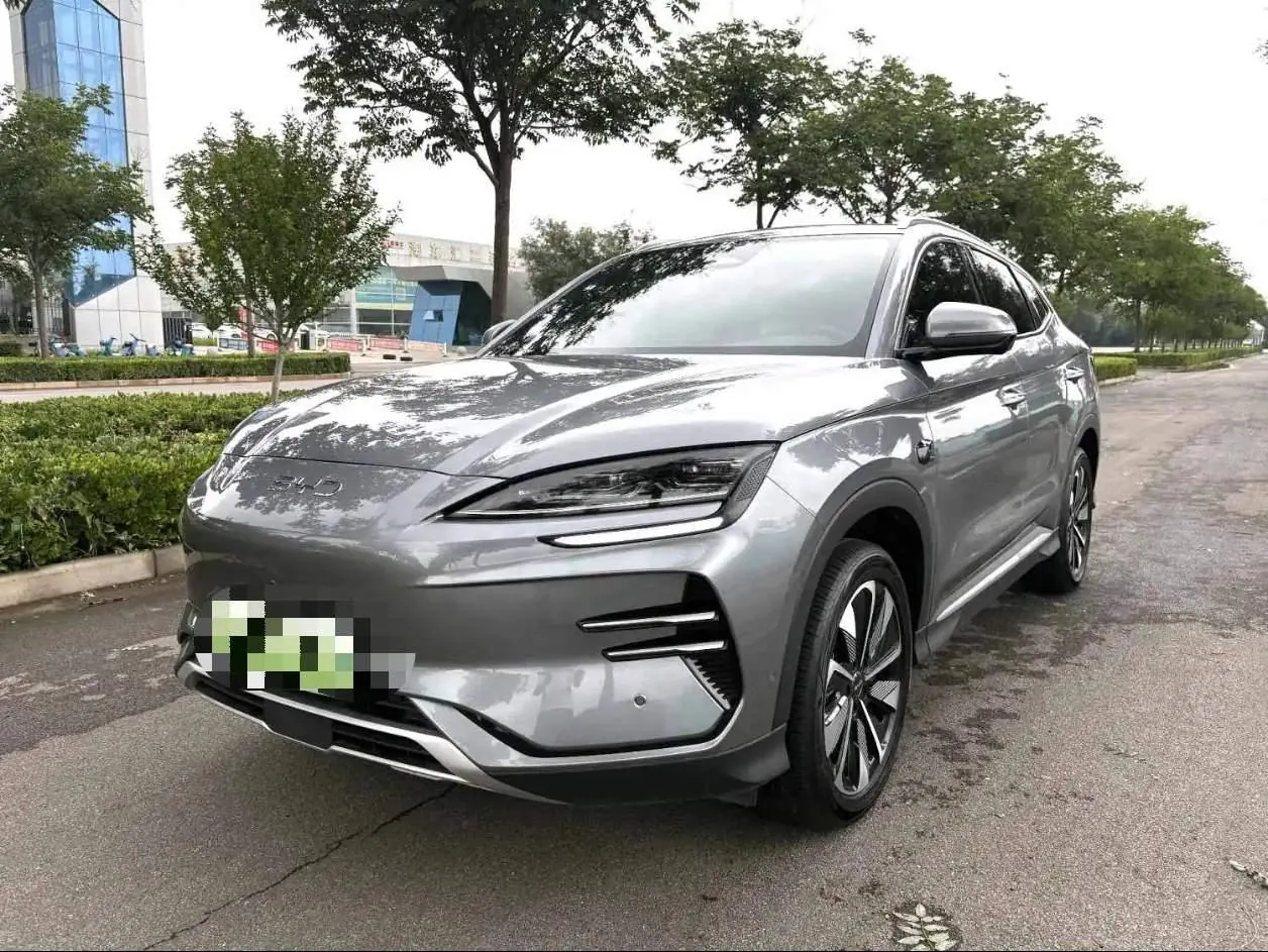 Open image lightbox: BYD Song PLUS New Energy 2025 Song PLUS EV Smart Driving Edition 520km Honorable Automatic Gear