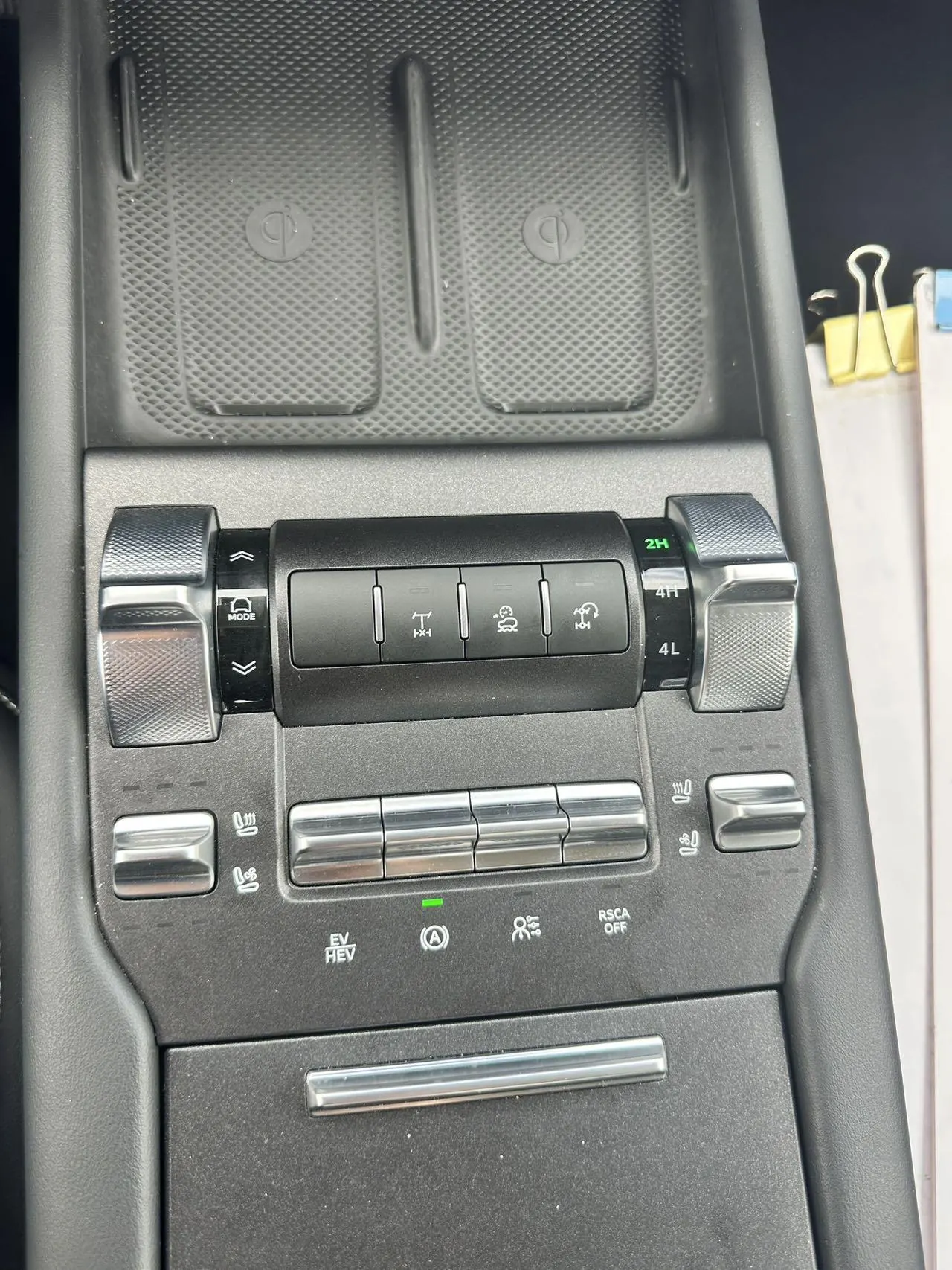 Tank 2025 model Tank 300 Hi4-T 2.0T Hi4-T automatic transmission 12