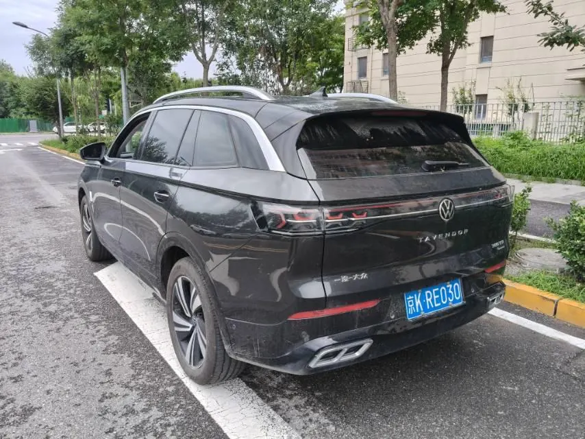 Volkswagen 2024 model tour R-Line 2.0TSI 380TSI four-wheel drive parade version automatic gear 5