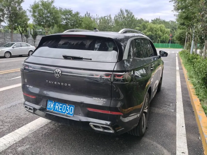Volkswagen 2024 model tour R-Line 2.0TSI 380TSI four-wheel drive parade version automatic gear 6