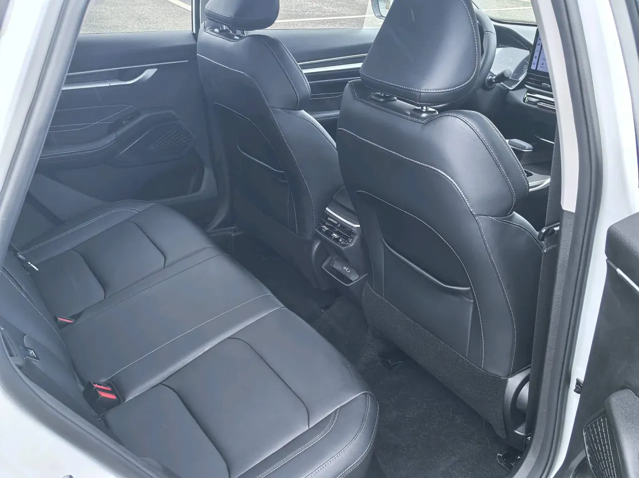 Geely 2025 Emgrand-Sanxiang 1.5 Stepless Noble Automatic Transmission 6