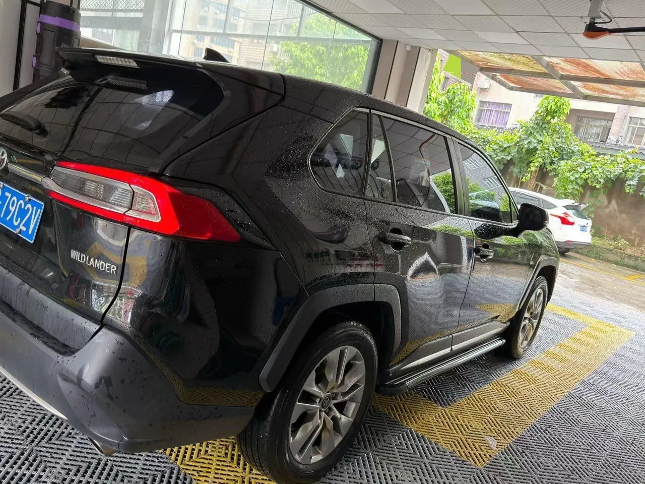 Toyota 2020 Willanda 2.0 Stepless Two-Drive Deluxe Automatic Gear 5