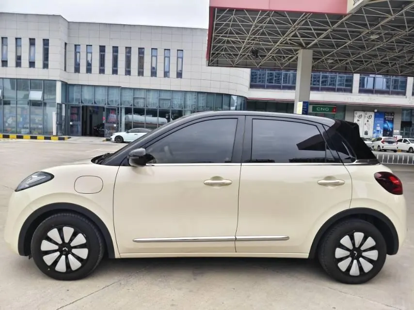 WuLing 2025 Plantronics 333km LingBox Connected Automatic Gear 3