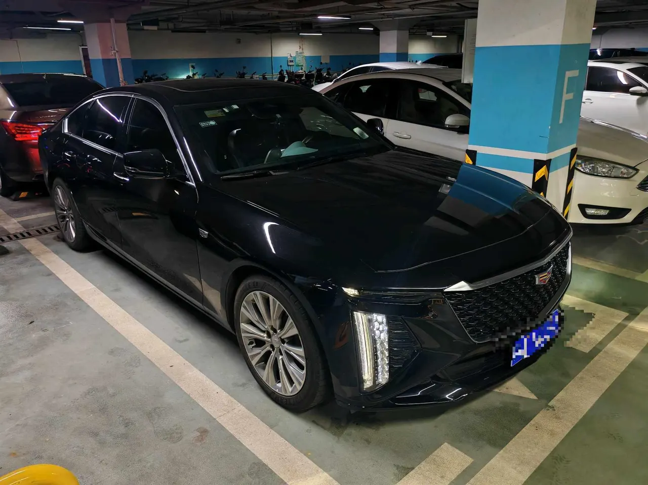 Cadillac 2023 CT6 2.0T 28T luxury automatic gear 2
