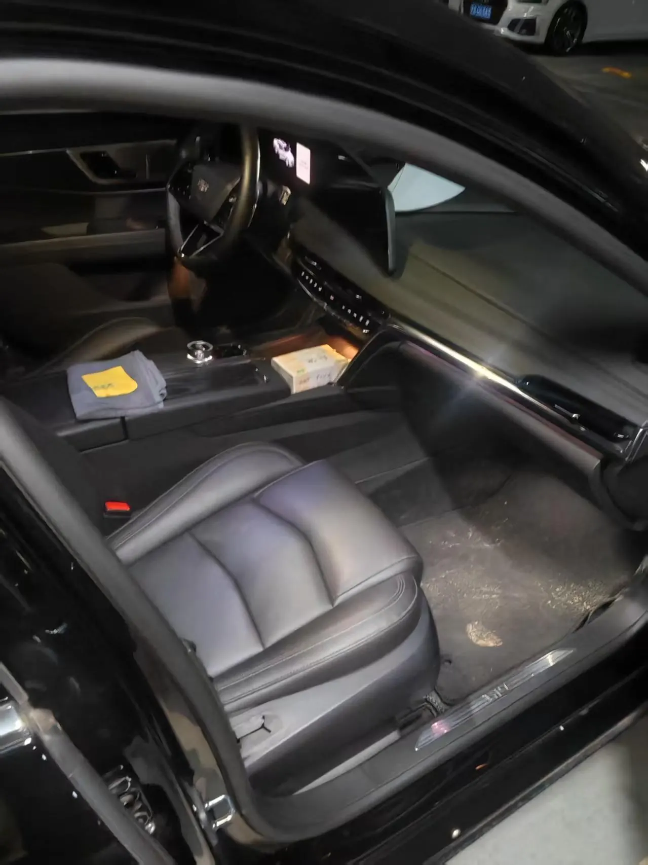 Cadillac 2023 CT6 2.0T 28T luxury automatic gear 9